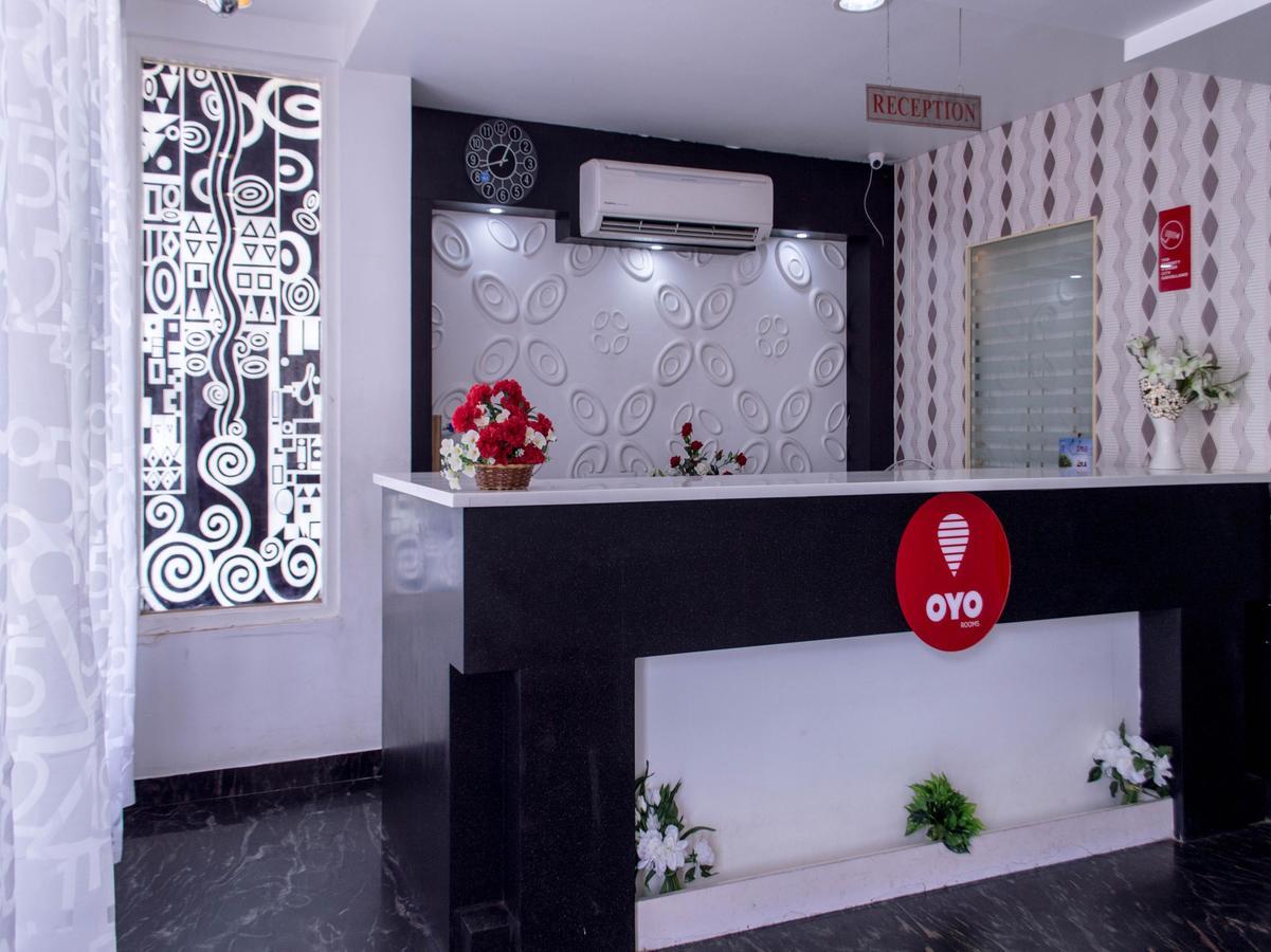 מדוראי Oyo 10630 Hotel Nano Turf מראה חיצוני תמונה