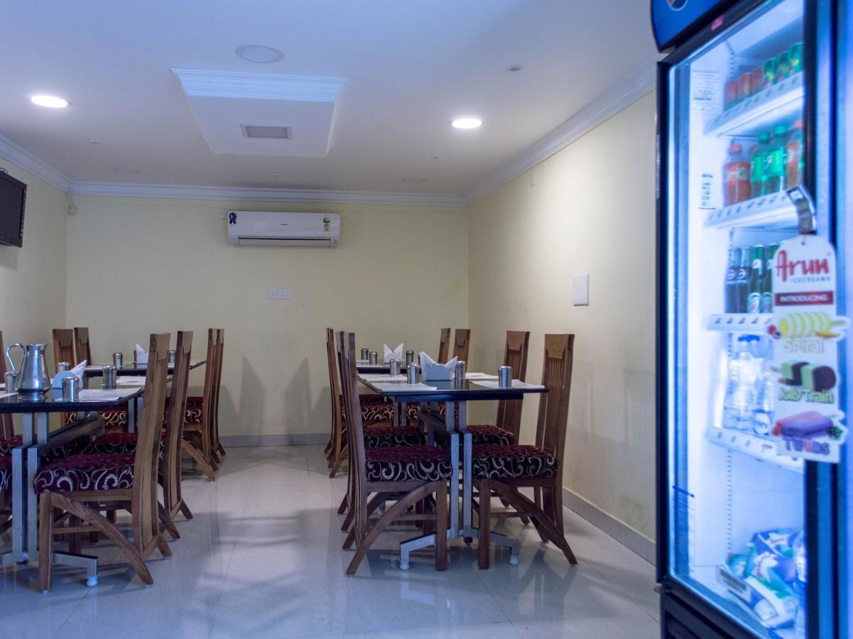 מדוראי Oyo 10630 Hotel Nano Turf מראה חיצוני תמונה